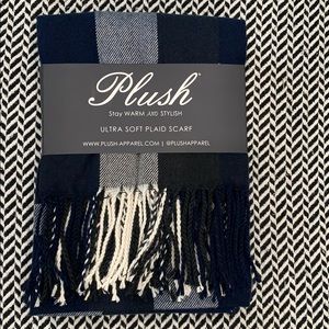 NWT PLUSH Ultra Soft Plaid Scarf black/navy/cream